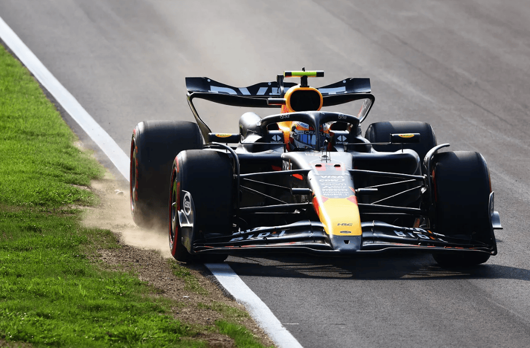 包含索伯车队险胜迈凯伦,佩雷兹惊艳四座的词条 包含索伯车队险胜迈凯伦,佩雷兹惊艳四座的词条