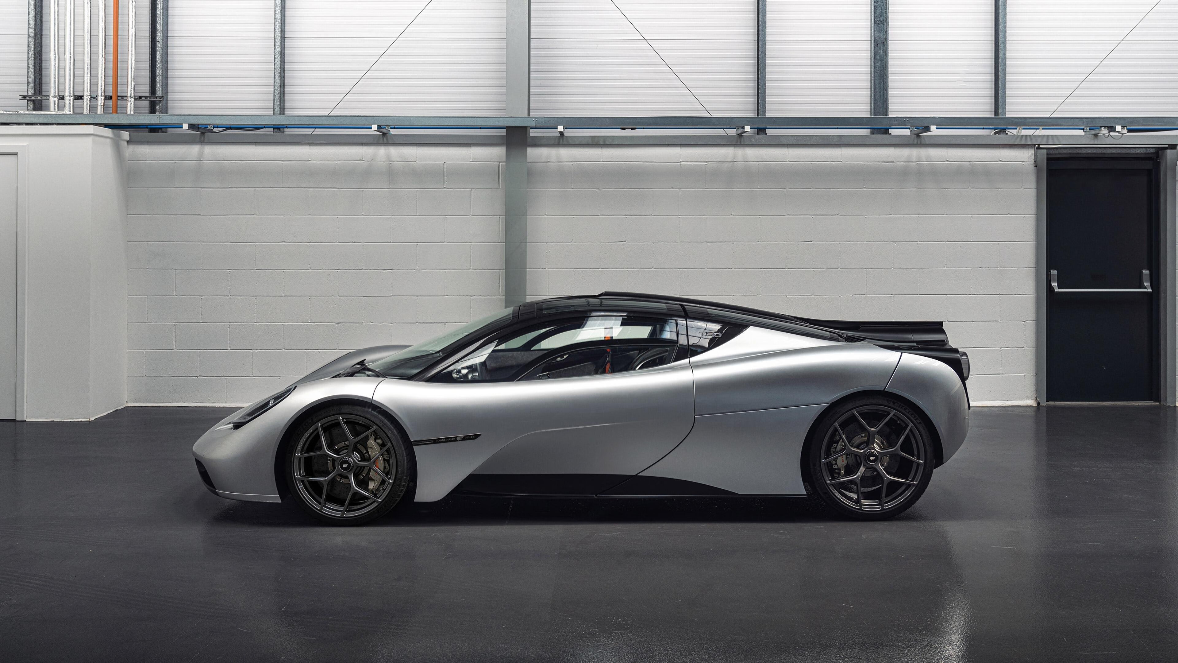 惊天逆转！广东队险胜骑士，文班亚马关键时刻封神，篮球盛宴引爆全球关注