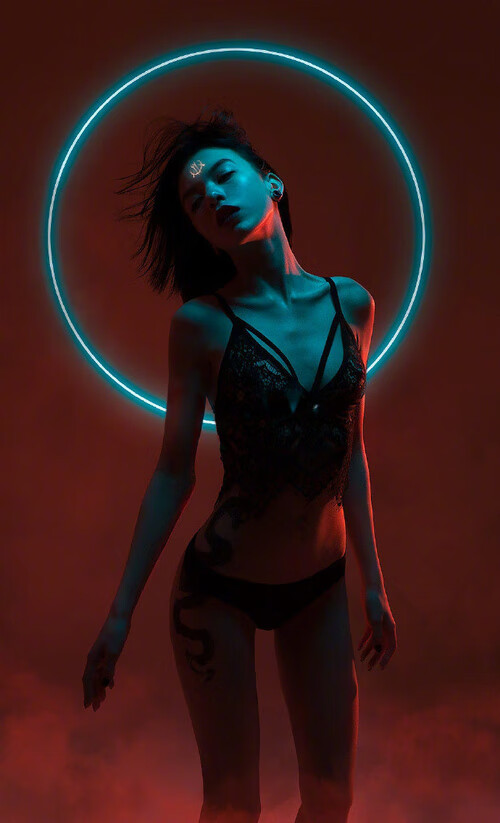 绿茵门神降临硬木地板!库尔图瓦跨次元接管,荷兰击溃曼城的启示录